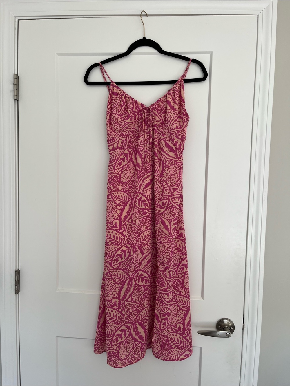 Pink Floral Tie Front Sleeveless Midi Sundress | Size M